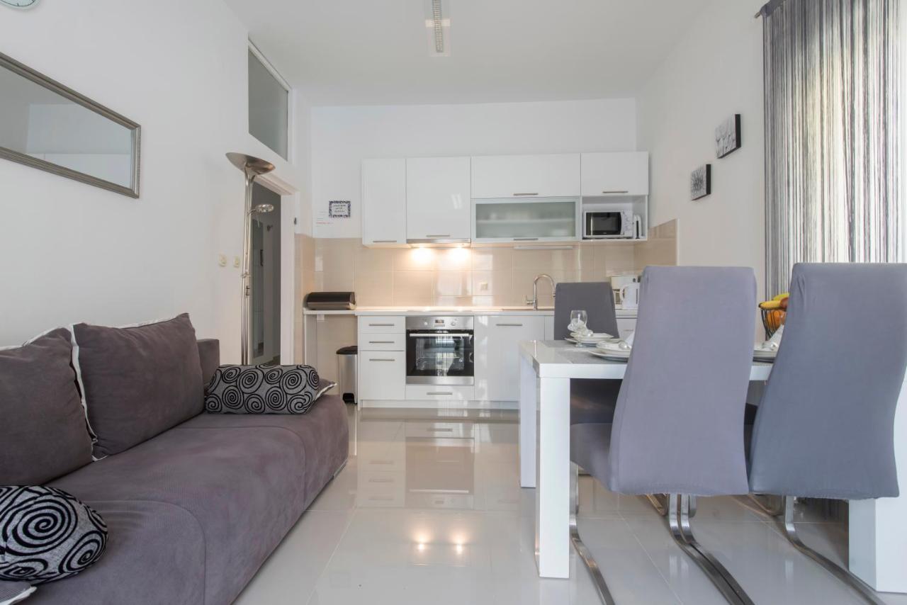 Apartman Miki Borik Zadar Buitenkant foto