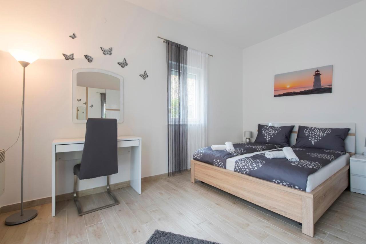 Apartman Miki Borik Zadar Buitenkant foto